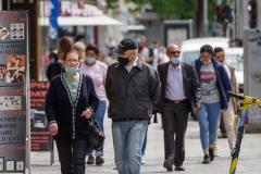 Avertisment medic: Dacă o mai lălăim, ne scufundăm de tot