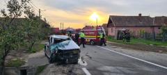 Tânăr decedat, după impactul dintre o mașină și un camion