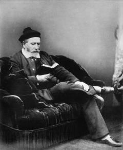 Cum a construit fiul unei spălătorese din Paris imperiul bijuteriilor Cartier 