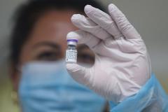 Pfizer negociază contracte cu guvernele lumii de pe poziție de forță  