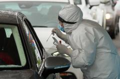 Cercul vicios: scade testarea, scad cazurile, scade vaccinarea