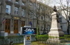 Mită la DNA. Un angajat cercetat pentru luare de mită