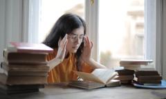 Te confrunți cu stări de oboseală și slăbiciune? Renunță la aceste 3 obiceiuri