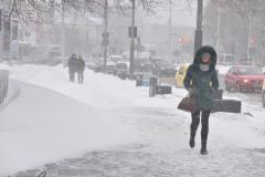 Informare meteorologică de vânt și zăpadă spulberată până sâmbătă