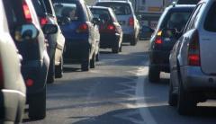 Polița RCA pentru o mașină medie costă dublu în decembrie, față de luna ianuarie a acestui an
