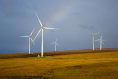 Prețul energiei electrice pentru milioane de consumatori se tot umflă și va exploda pe 1 aprilie
