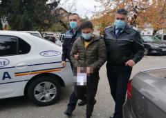 Doi ani cu suspendare, după ce a aruncat un copil la 32 de metri de trecerea de pietoni!