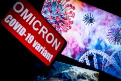 OMS anunță că tulpina Omicron a devenit dominantă la nivel global