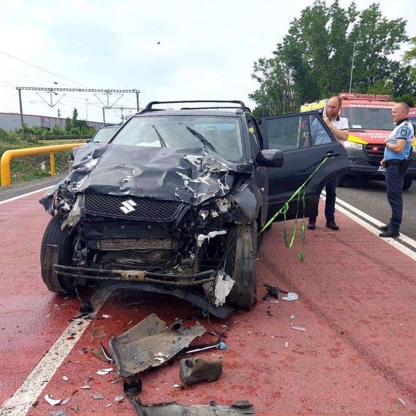 Accident grav în Cluj Trei persoane au ajuns la spital Galerie Foto