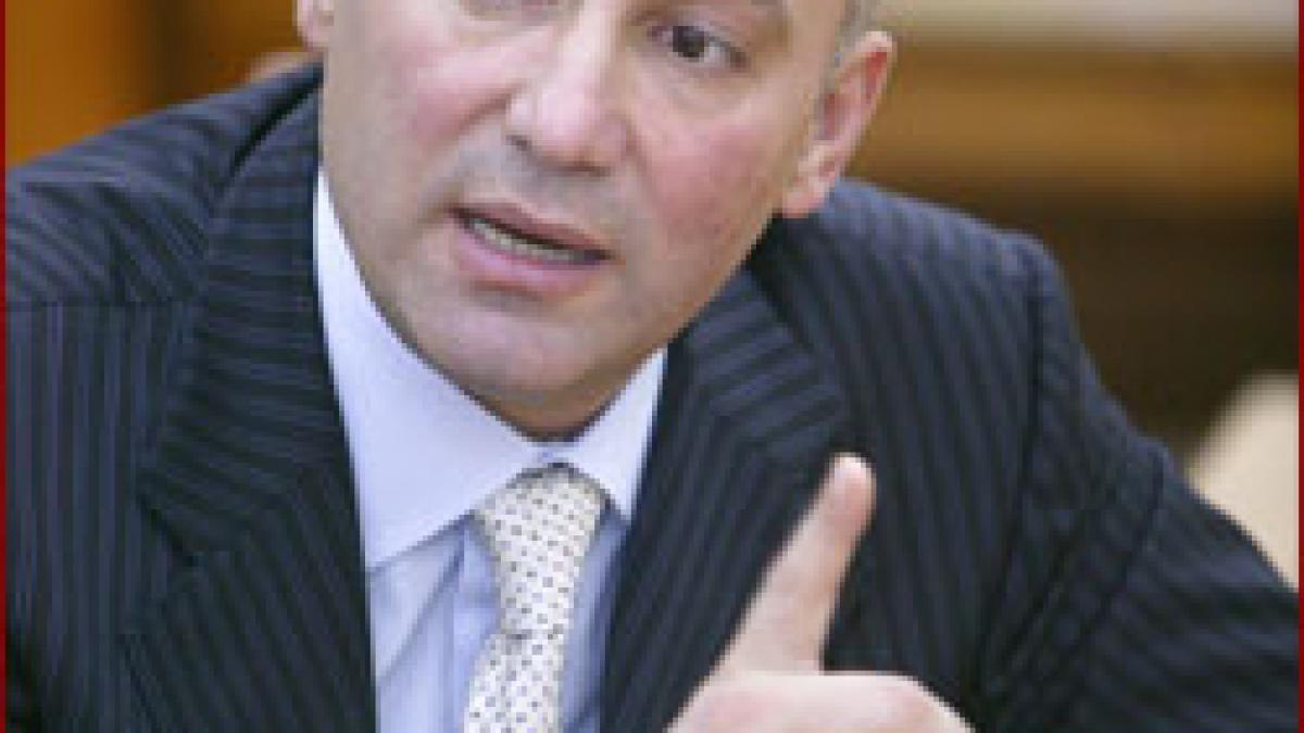 PD provoaca iar PNL - Stolojan, dorit in Guvern