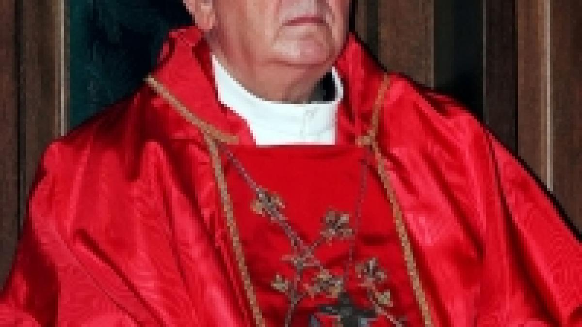 Polonia  -  Arhiepiscopul Varsoviei se spovedea la Securitate
