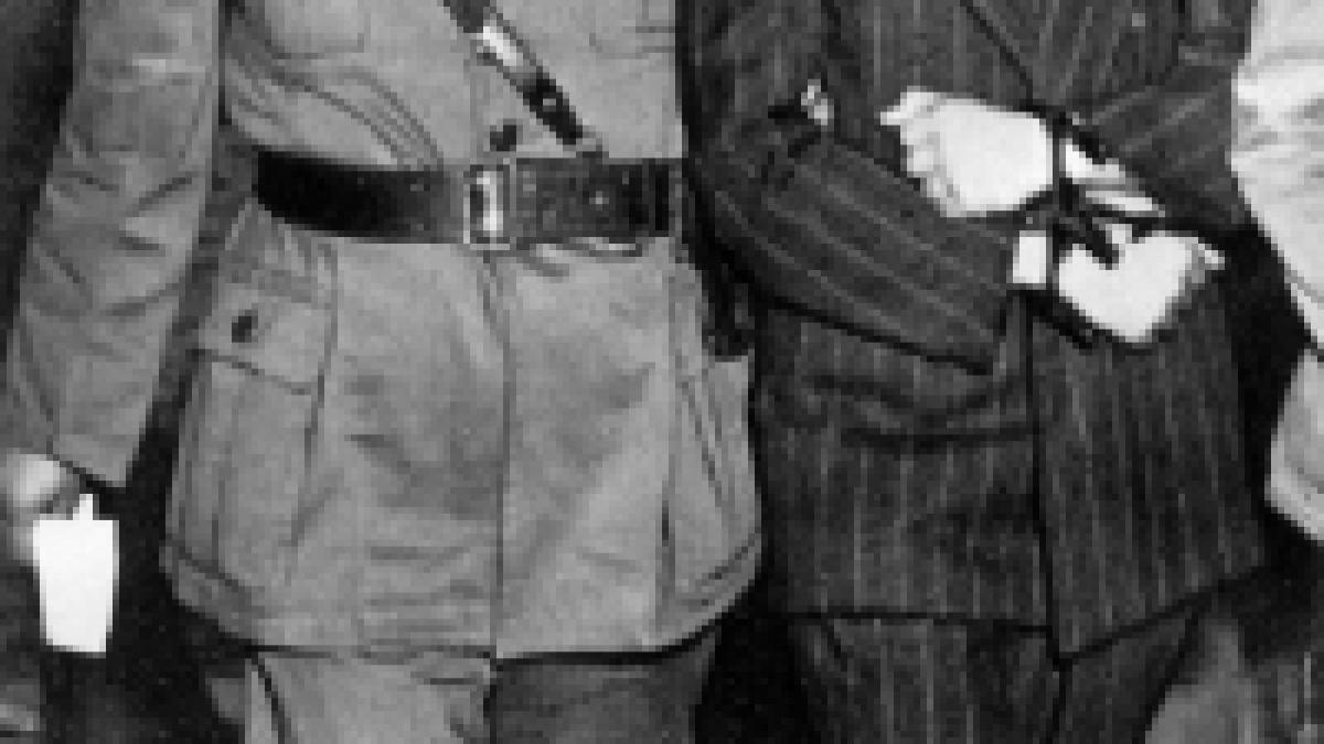 Diplomatie  -  Inchiderea consulatelor republicii italiene