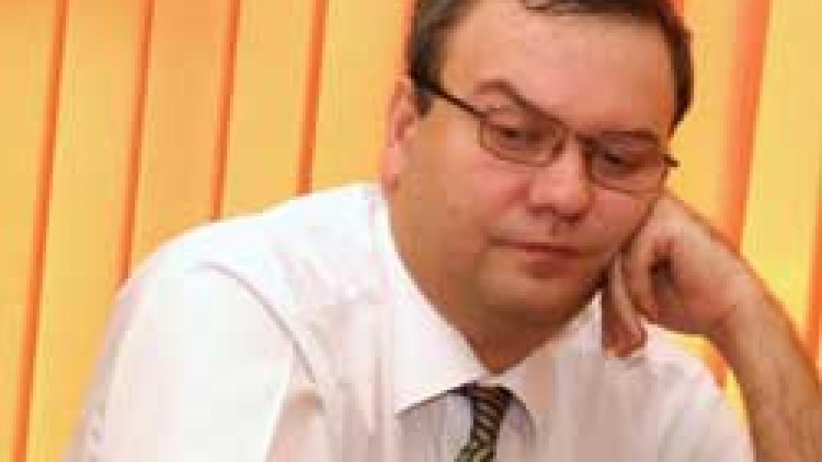 Proiect de lege: PNL il lasa pe Traian Basescu fara trupe
