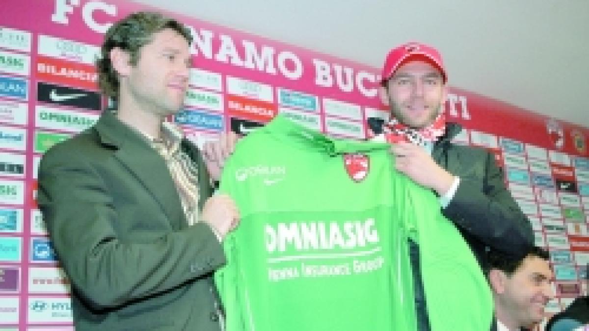 Dinamo  -  "Europa, titlul si Liga!"