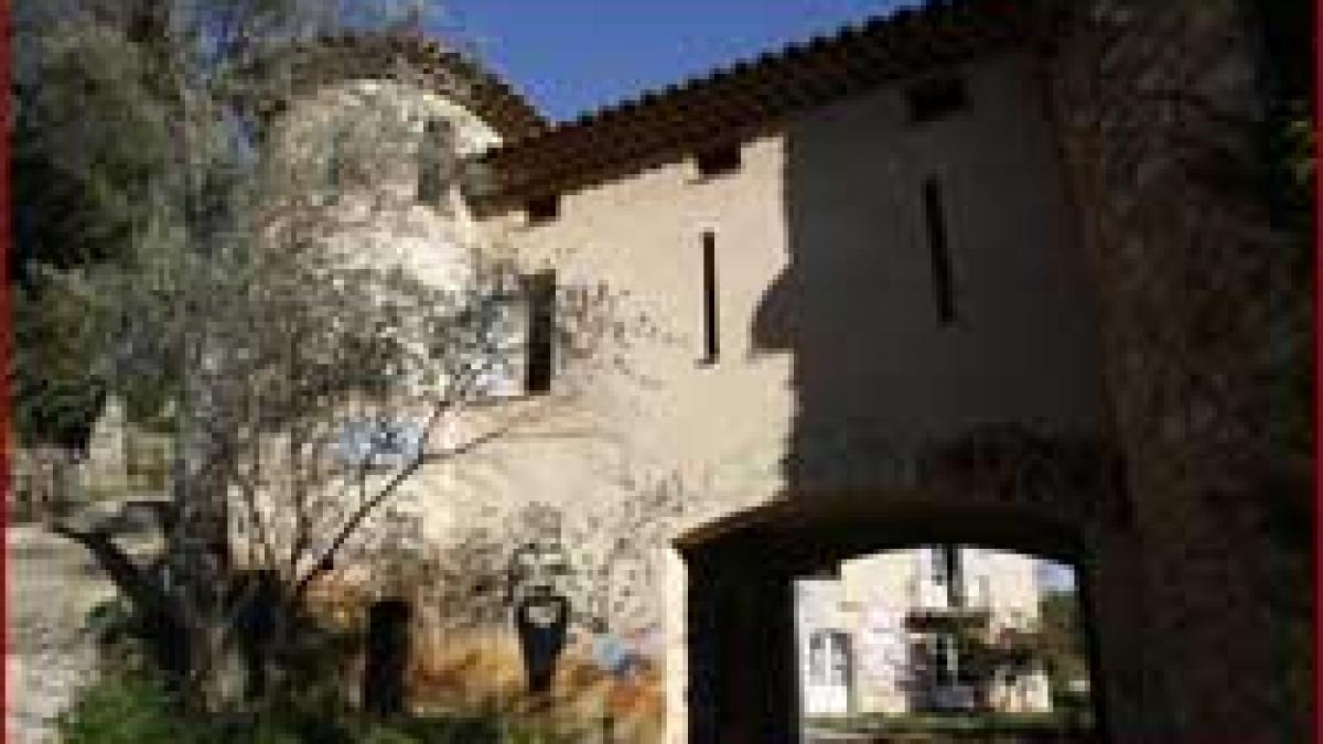 Riviera franceza - O casa a lui Saddam, la mezat