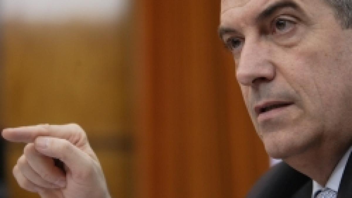 Tariceanu ataca  -  "Cotroceniul, un fel de Golden Blitz"