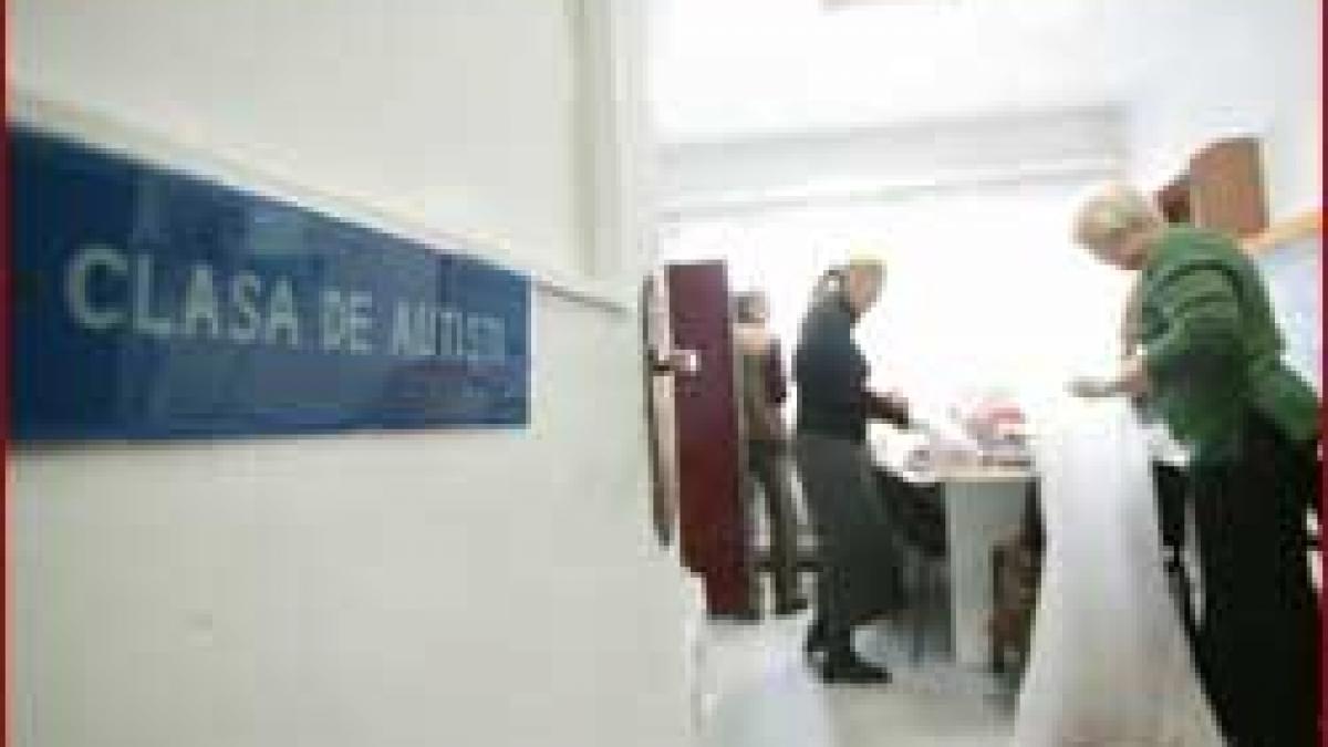 Bucuresti - Elevi autisti evacuati in vacanta