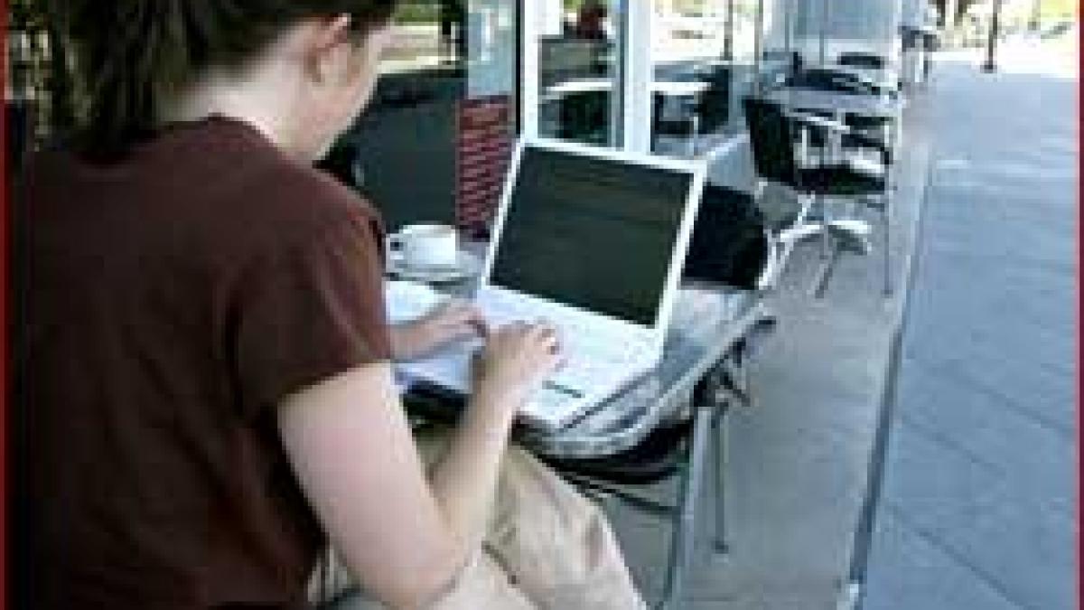 Internet vs. tv - Telespectatorii se muta pe net