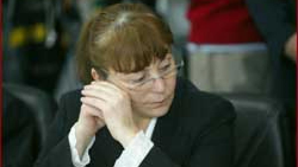 Macovei, demisa de Senat