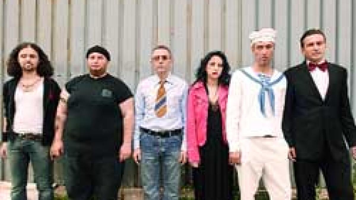 Muzica - Taxi revine romantic