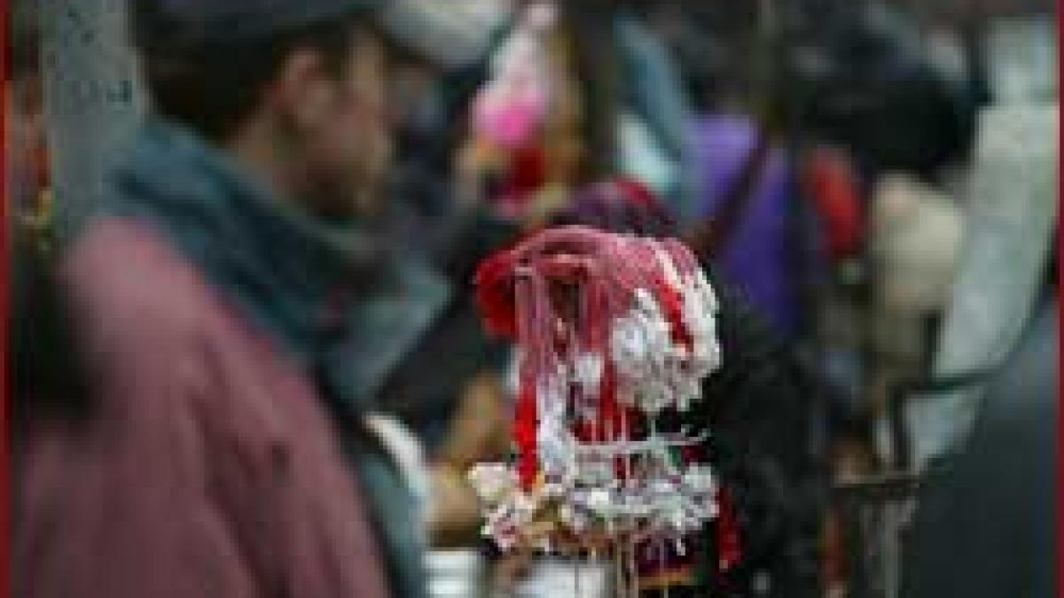 Afacere cu martisoare - Comerciantii mizeaza pe respectarea traditiei