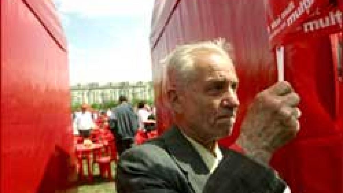Micul e vanghelist - Che Guevara, simbol reşapat de pesedişti