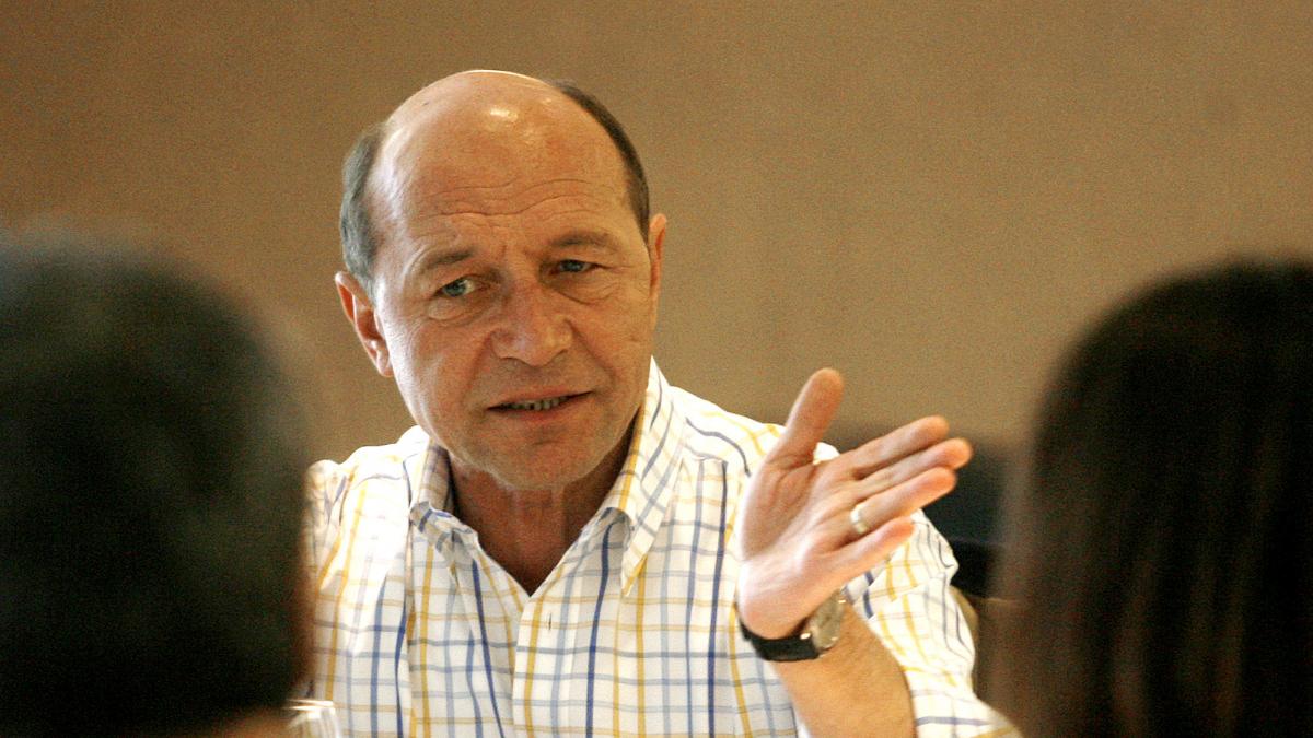 Ce aşteaptă Traian Băsescu de la cei 322 de parlamentari: "Demisia sau scuzele"