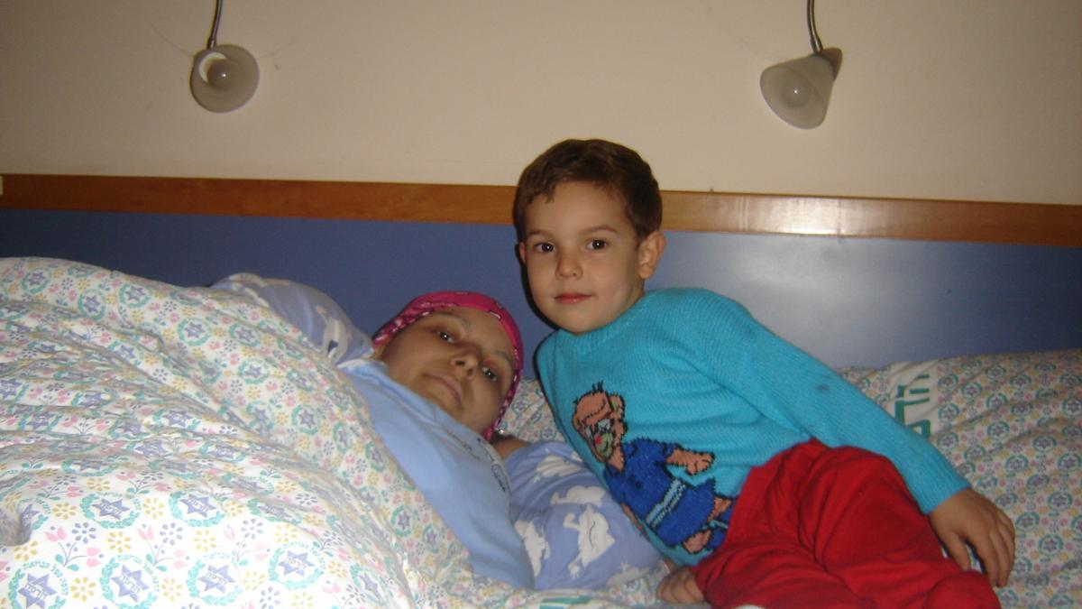 Povestea Amaliei, un om, trei destine