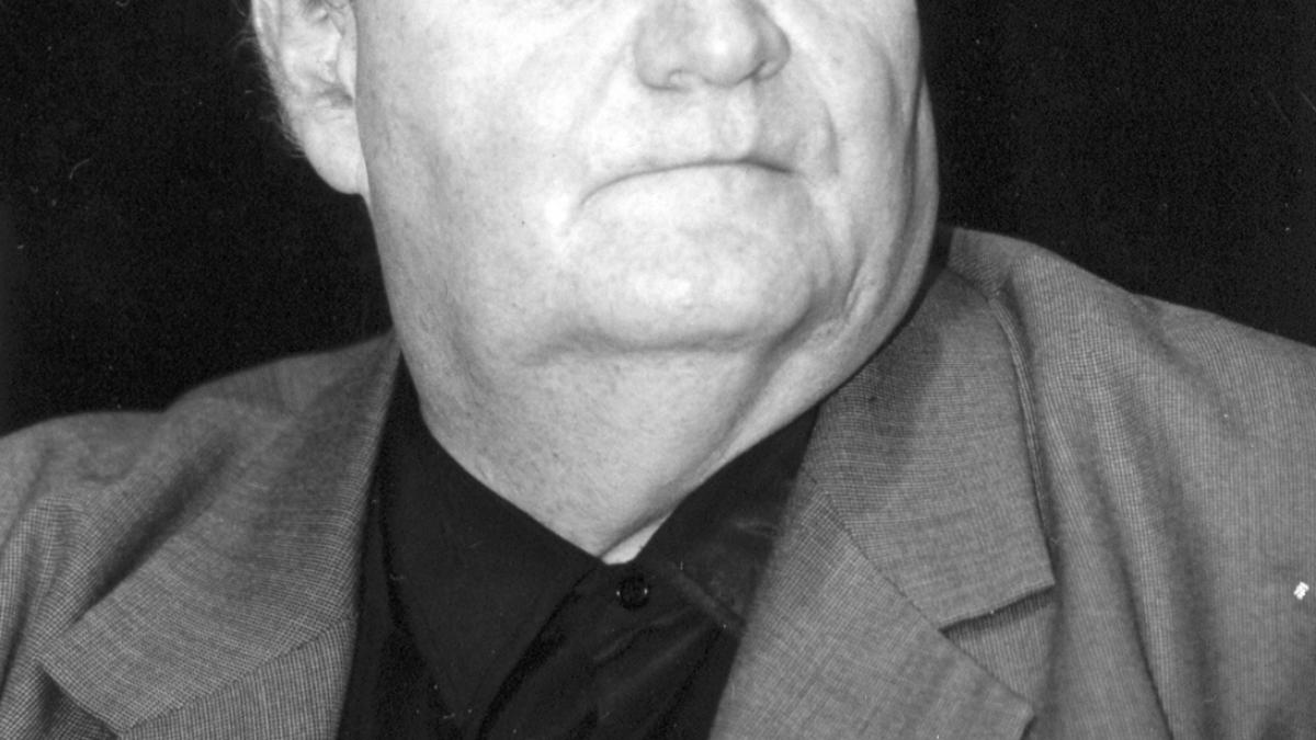 Să ne cunoaştem scriitorii - Alexandru Ştefănescu