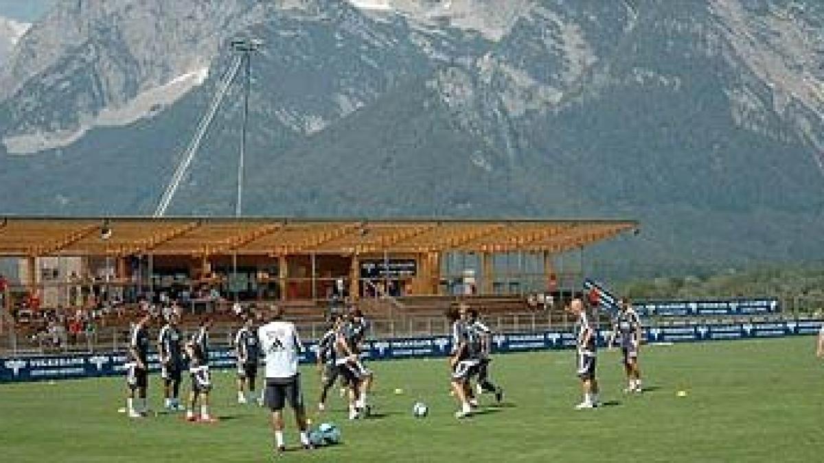 Vals cu balonul rotund