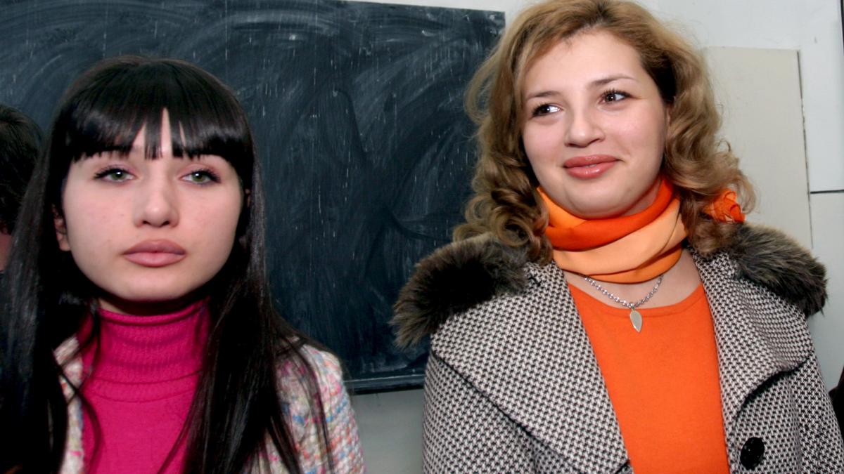 Băsescu&Hrebenciuc - Relaţia copiilor, motiv de răfuială politică