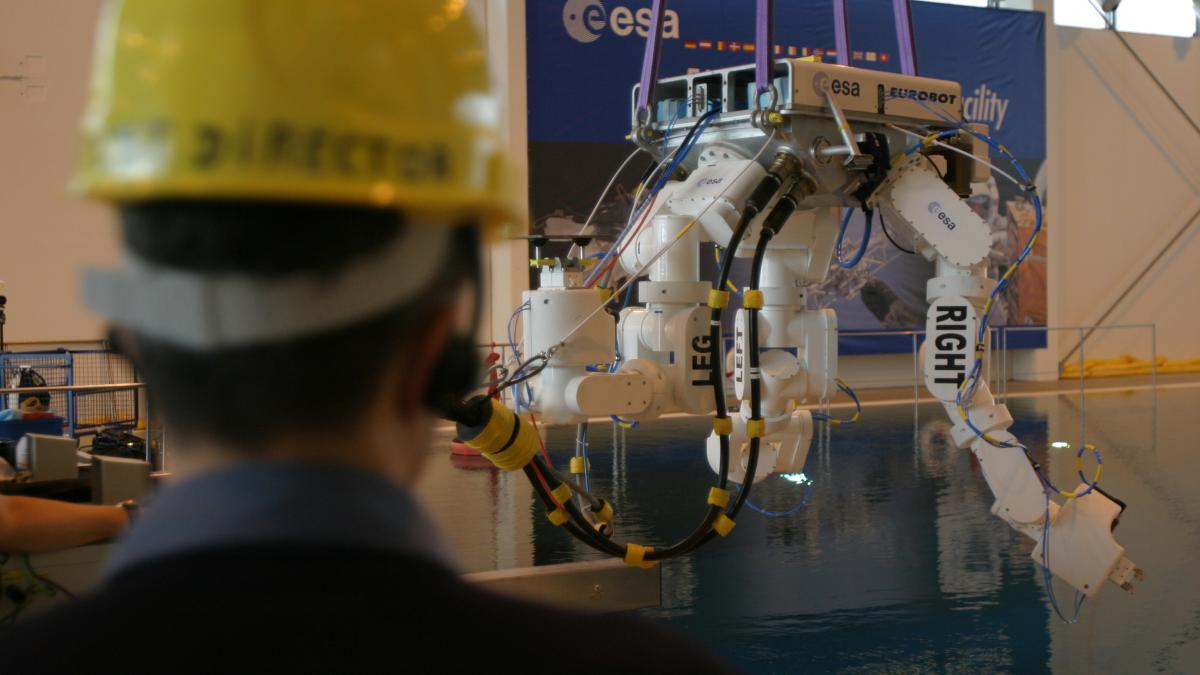 Robot spaţial pentru SSI
