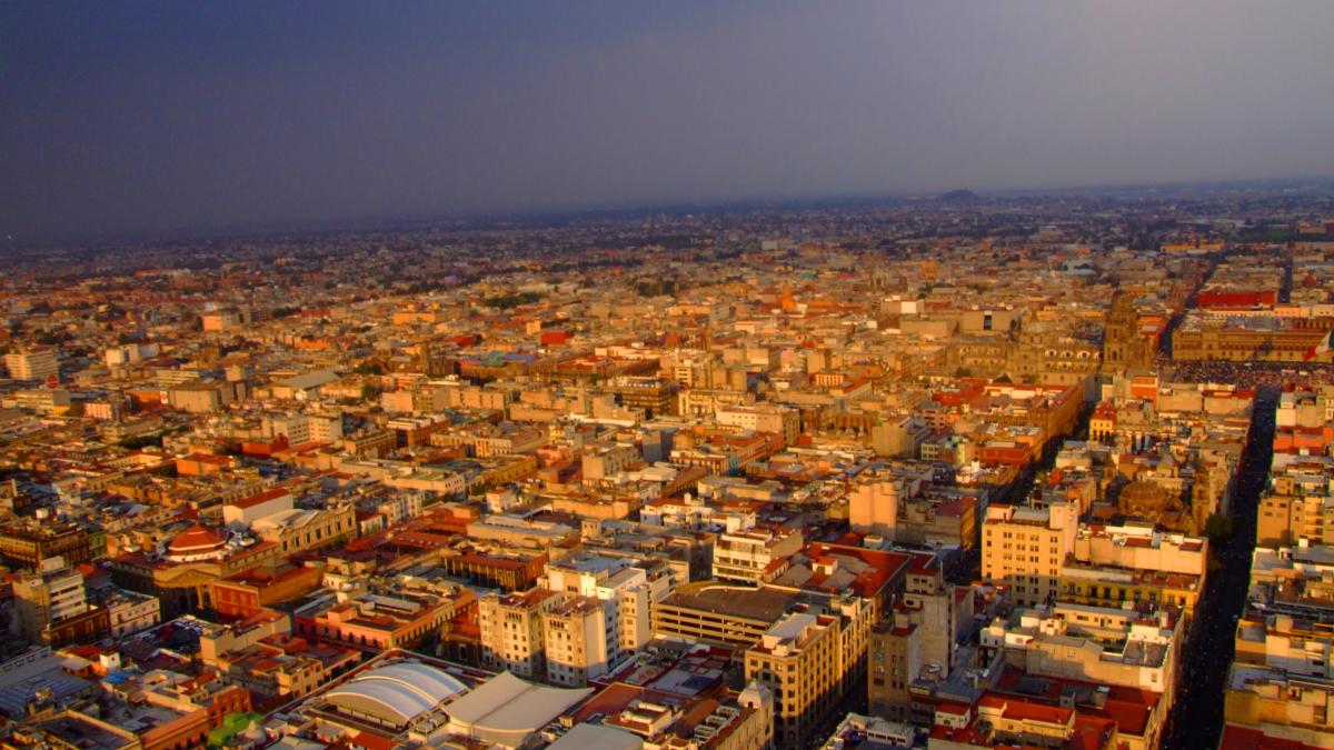 Mexico City, capitala Statelor Unite. Mexicane!