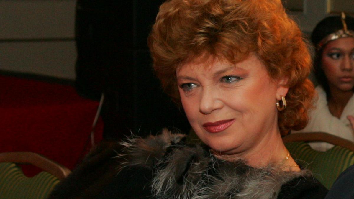 "Astăzi e ziua ta...": Cezara Dafinescu