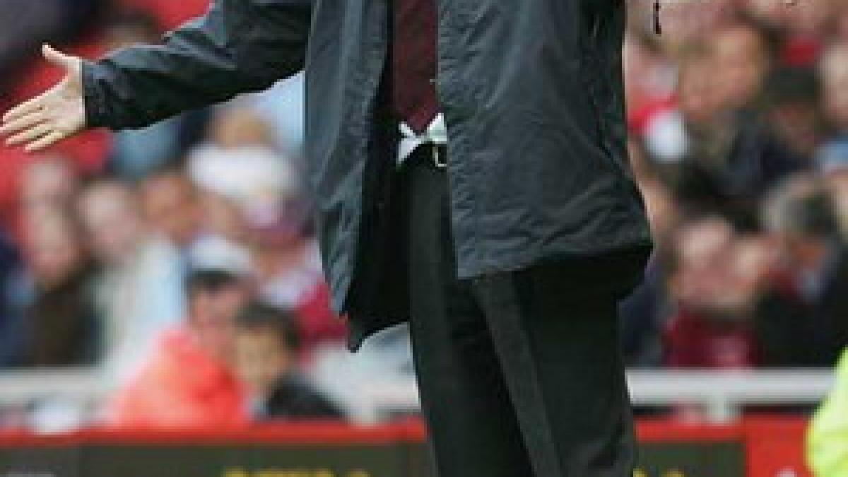 Wenger asteapta  -  Bielsa semneaza    