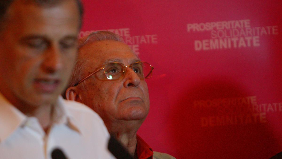 Iliescu, lipsă la apel