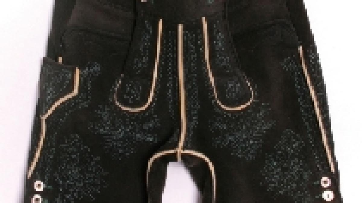 Modă / Un şeic şi-a comandat pantaloni de 85.000 de euro