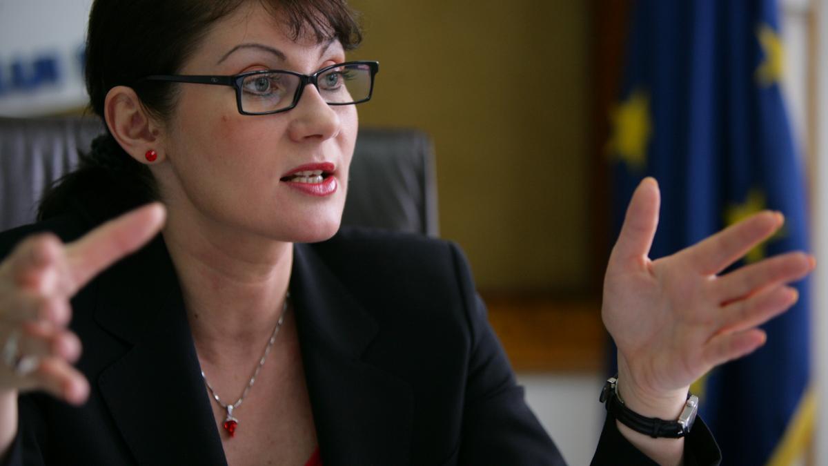Mantale, băgată subprefect