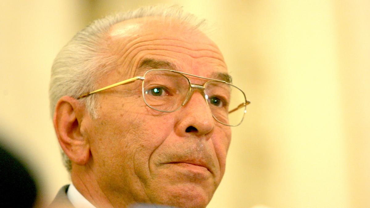 Senatul a lăsat Guvernul in aer