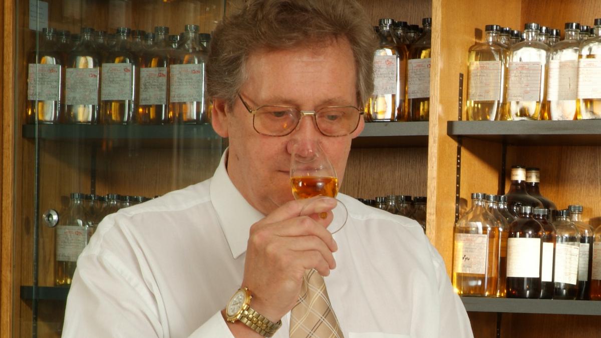Domnul Robert Hicks sau Whisky-man