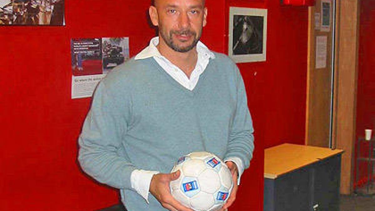 Gianluca Vialli dorit de Flavio Briatore la Queens Park Rangers