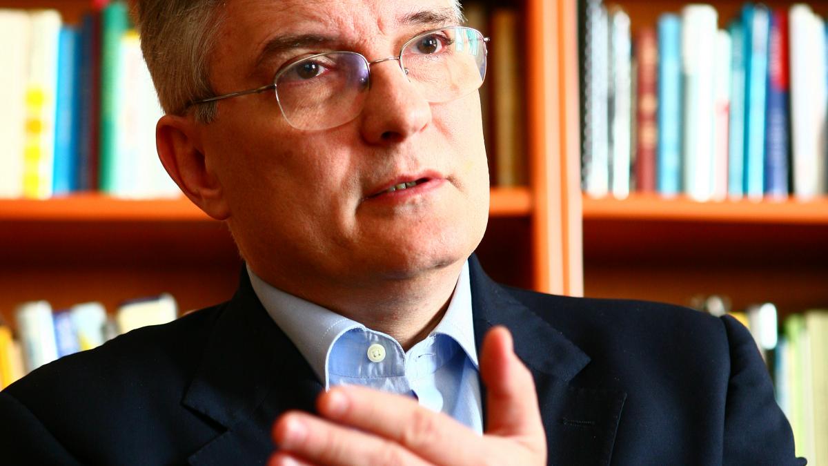 Miturile realităţii şi realitatea miturilor
