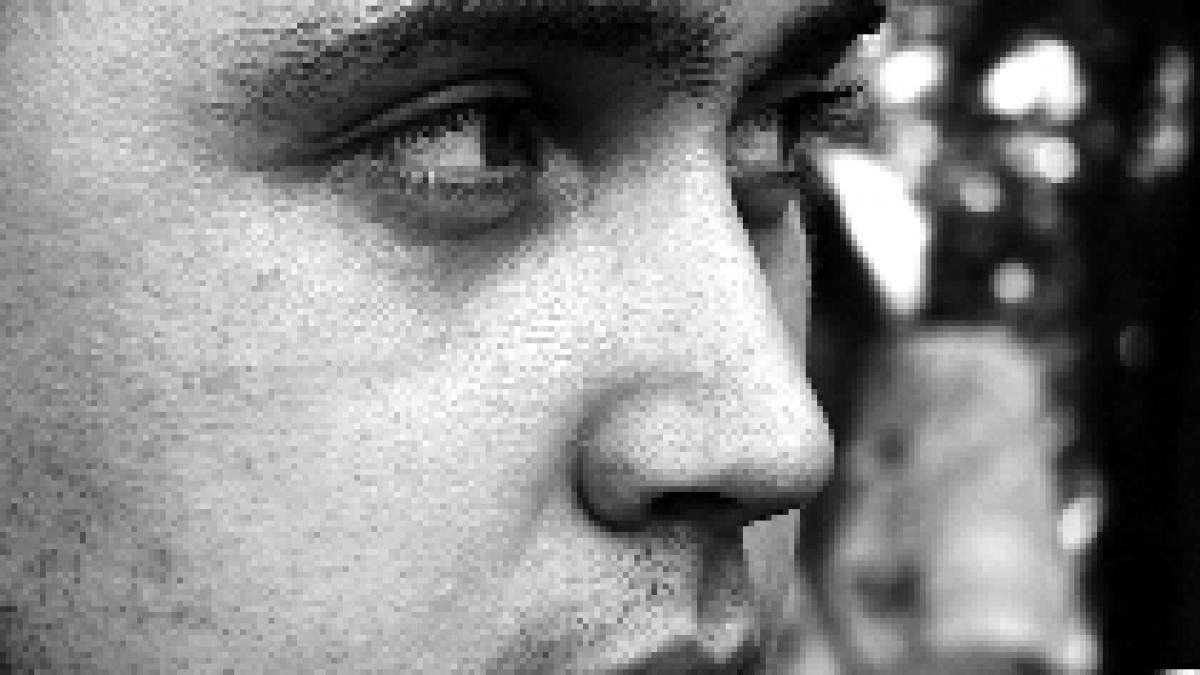 Ionuţ Olaru - Portret de grafician