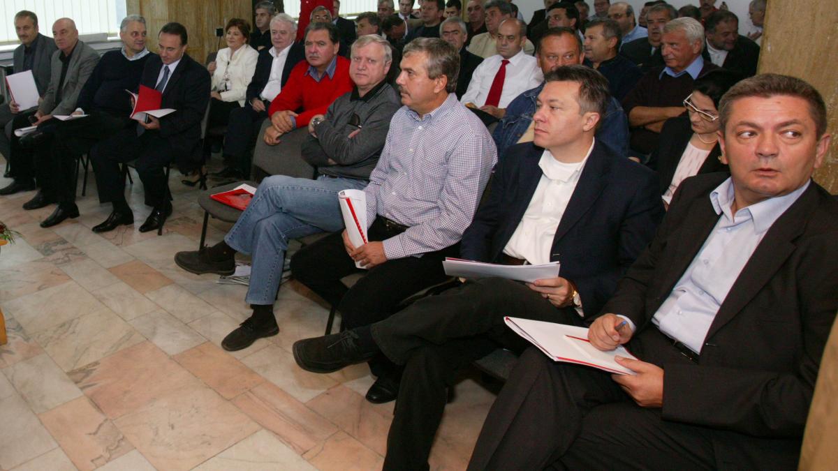Excluderea lui Ion Iliescu s-a făsăit