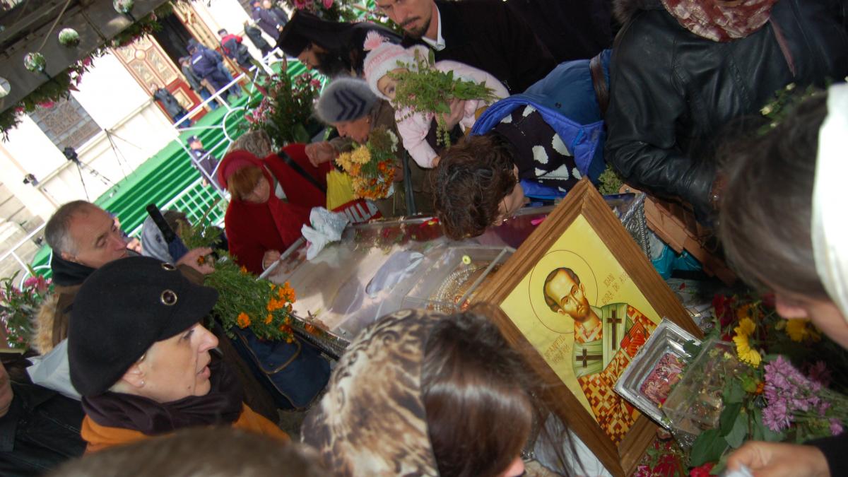 Rugăciune şi căntec la Iaşi