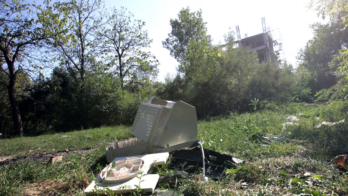 Spaţiile verzi pot fi salvate