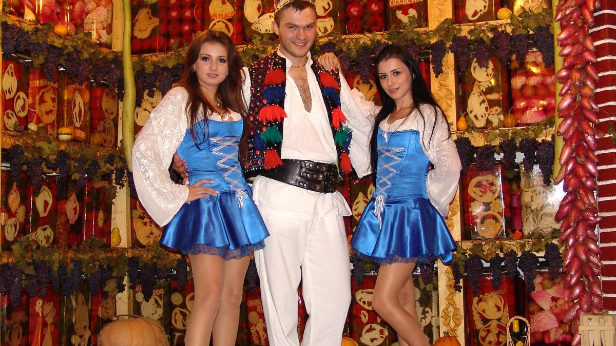 YAMI-YAMI - Slăbiciunea lui Betty: morcovii