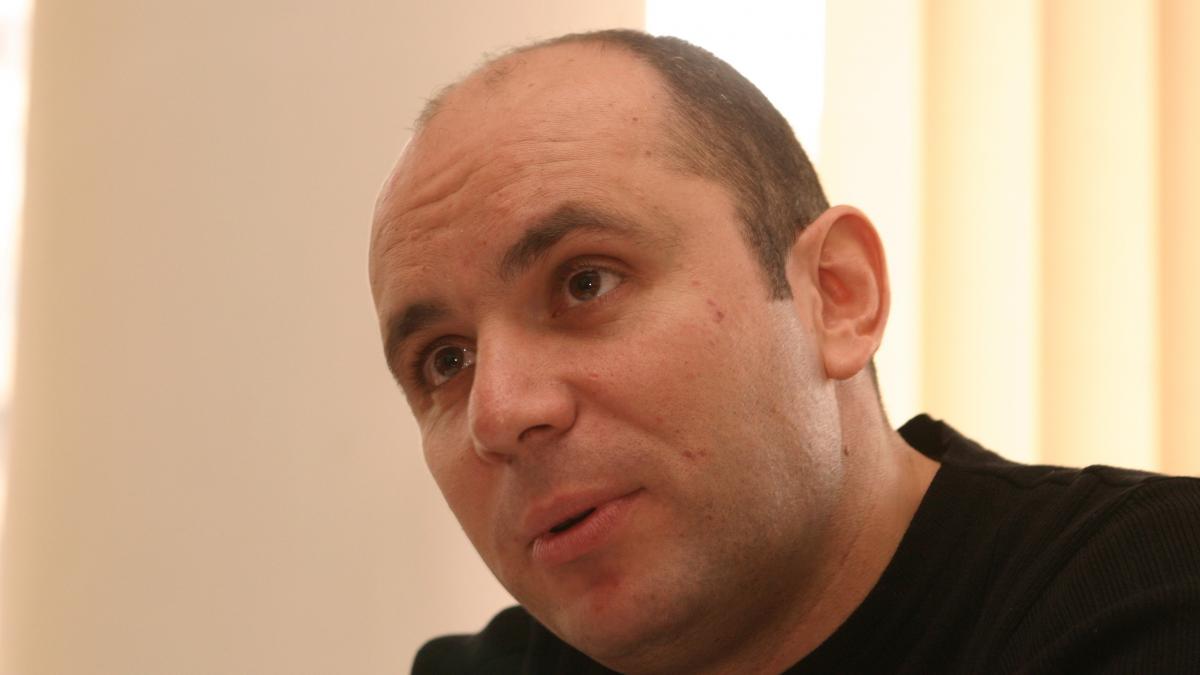Guşă cere demisia lui Vosganian 