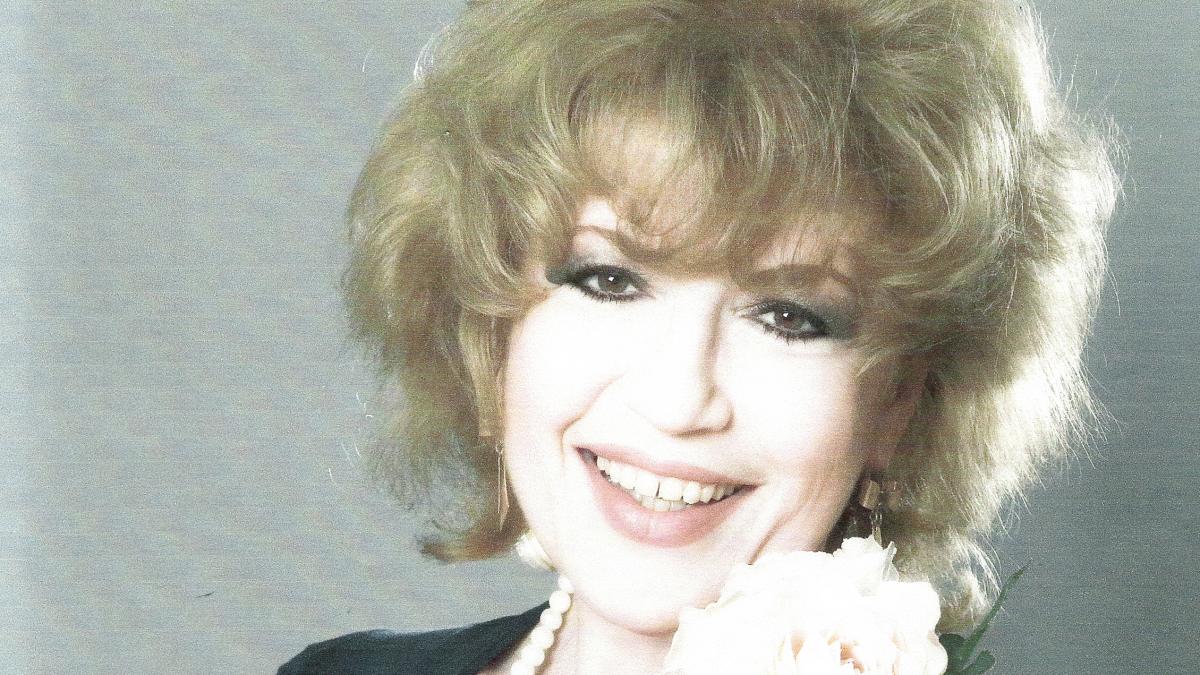 "Astăzi e ziua ta...": Corina Chiriac