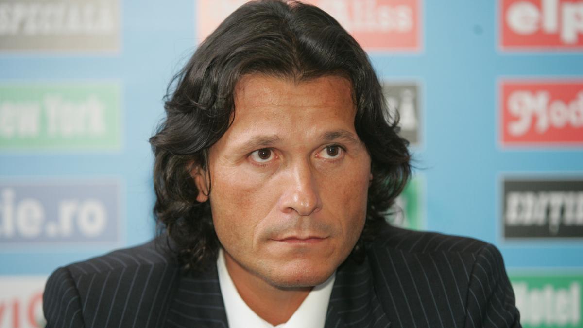 "U" CRAIOVA: Napoli cere inteligenţă in joc